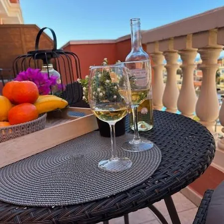 Ola! Cristianos 아로나